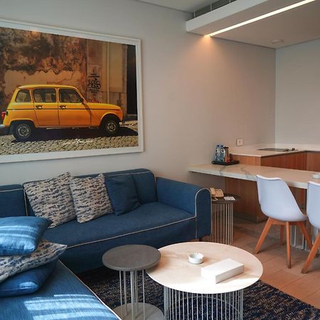 Monot Suites Beiroet Buitenkant foto