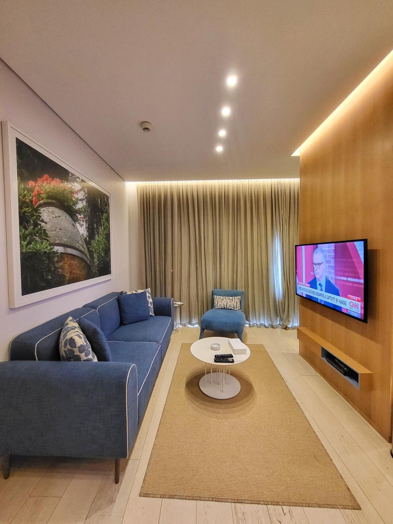 Monot Suites Beiroet Buitenkant foto
