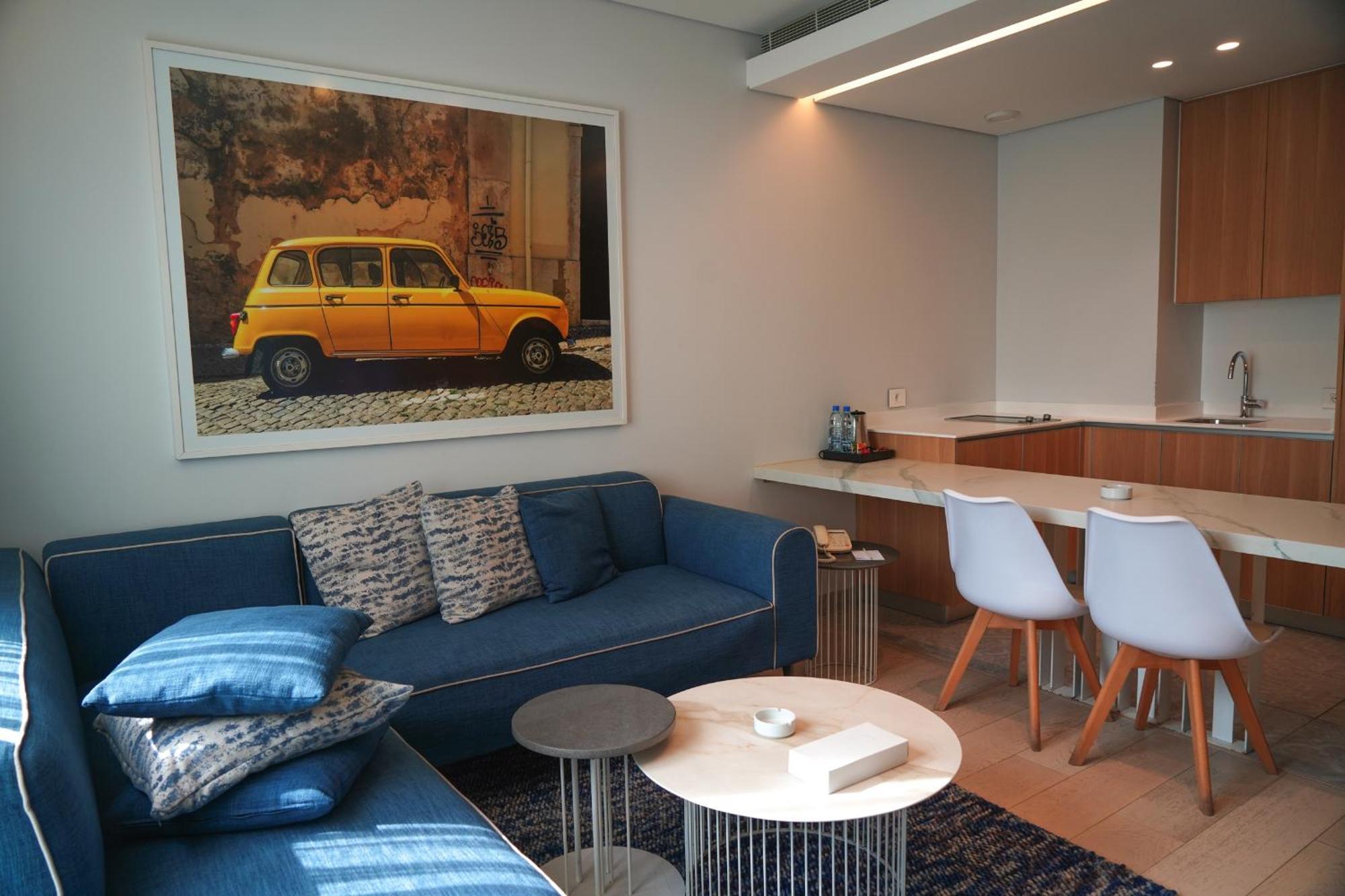 Monot Suites Beiroet Buitenkant foto