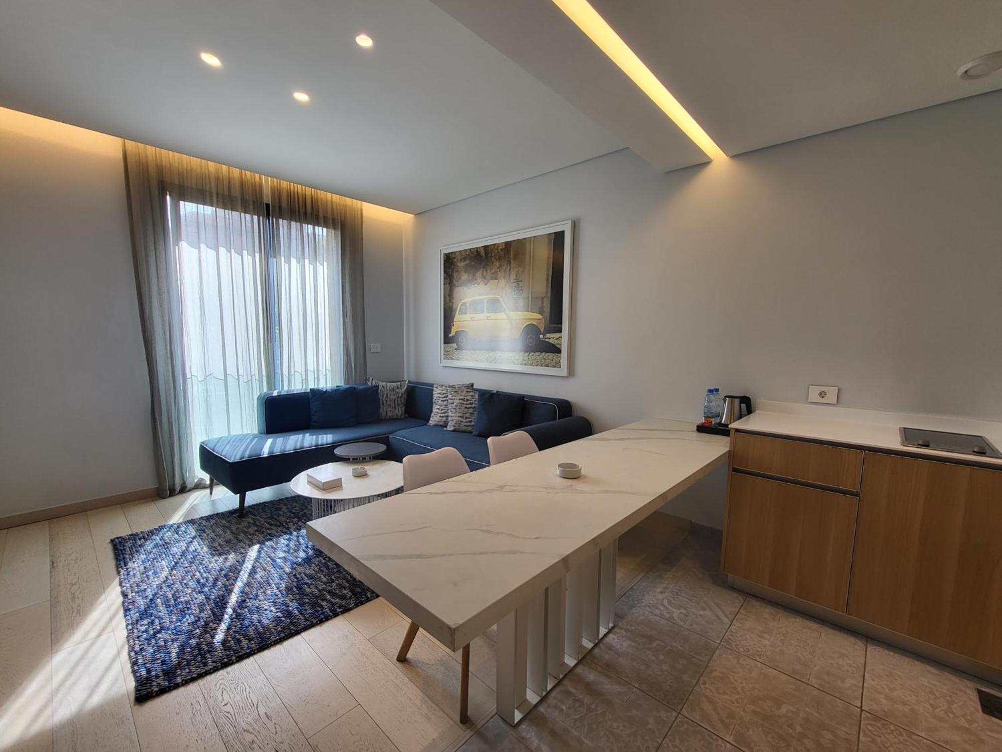 Monot Suites Beiroet Buitenkant foto